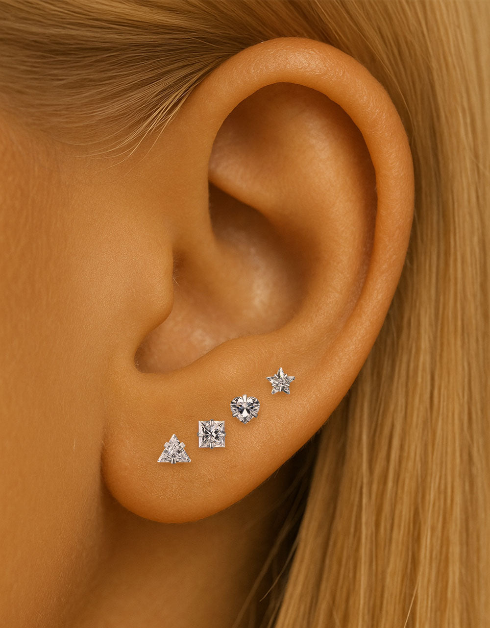 Titanium Labret Top with CZ – 3/4/5 Prong Set Square, Star, Heart, Triangle | 16G Internally Threaded or Push Pin Lip & Helix Piercing