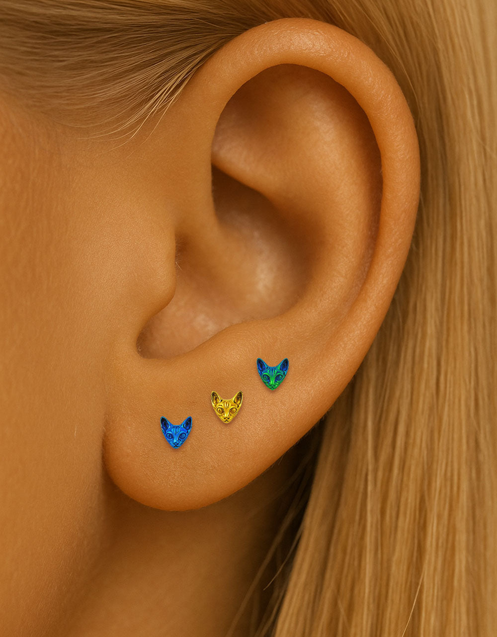 F136 Titanium Internally Threaded Sphinx Cat Ear Stud–Hypoallergenic Retro Piercing Jewelry for Cartilage,Ear,Lip